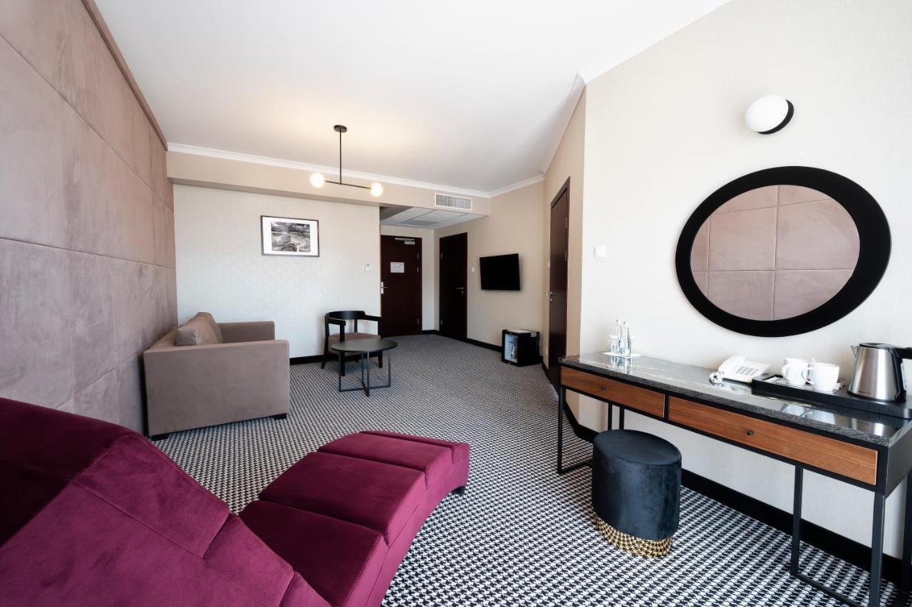 Hotel Leda Spa - Adults Only كولوبرزيغ المظهر الخارجي الصورة