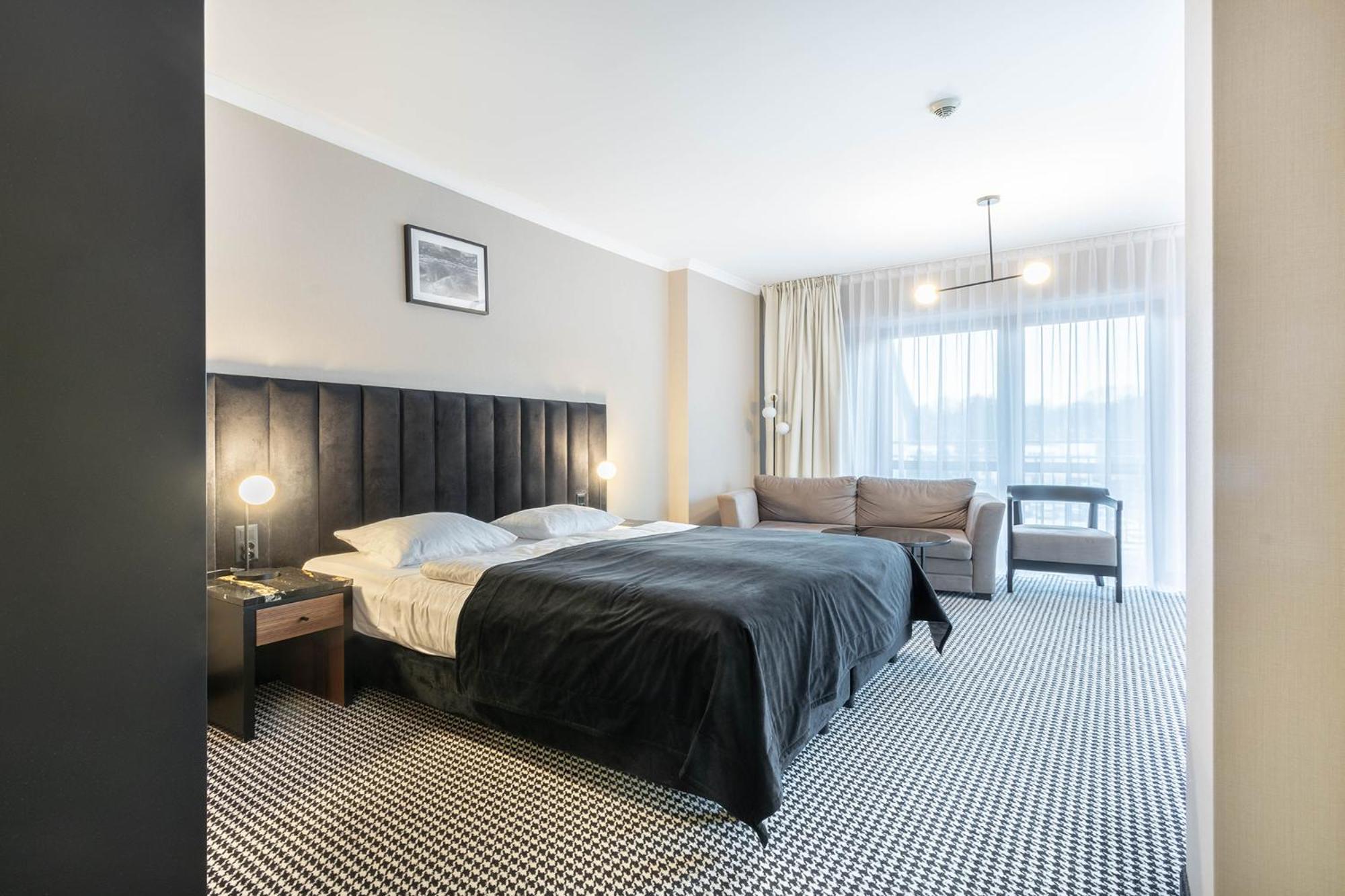 Hotel Leda Spa - Adults Only كولوبرزيغ المظهر الخارجي الصورة