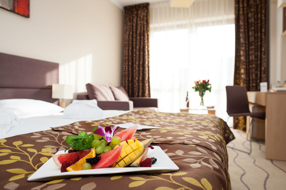 Hotel Leda Spa - Adults Only كولوبرزيغ المظهر الخارجي الصورة